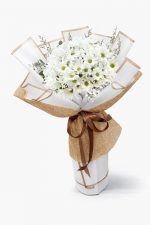 Beylikdüzü aynı gün teslim beyaz papatya buketi sade çiçek aranjmanı