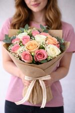 15 adet karışık gül buketi aynı gün teslim
