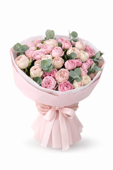 35 adet pembe gül ile hazırlanmış özel tasarım şakayık buketi