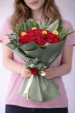 Beylikdüzü aynı gün teslim portakallı kırmızı gül buketi özel tasarım